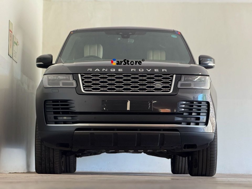 2018 Land Rover RangeRover Vogue for sale in Kenya - Front View