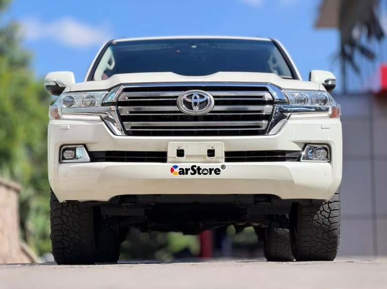 2017 Toyota Land Cruiser for sale in Kenya - Front View
